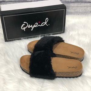 Qupid faux fur slides
